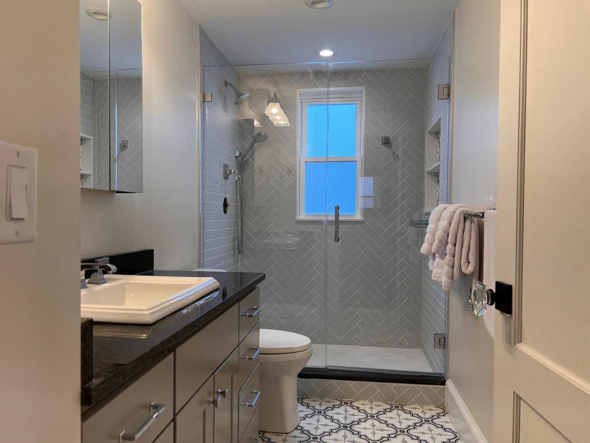 Your Boston Retreat - Great Porches - 2/Br Sleep 6 Everett Bagian luar foto