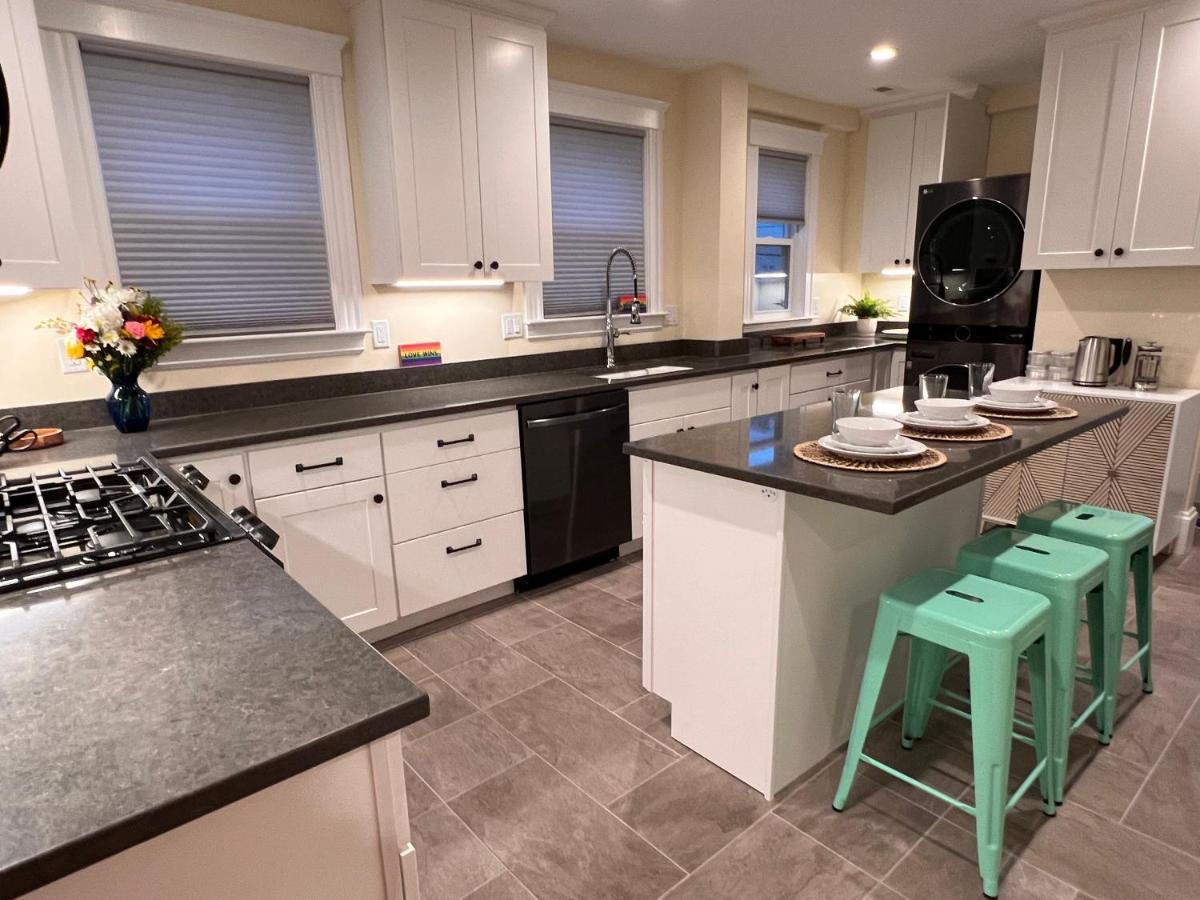 Your Boston Retreat - Great Porches - 2/Br Sleep 6 Everett Bagian luar foto